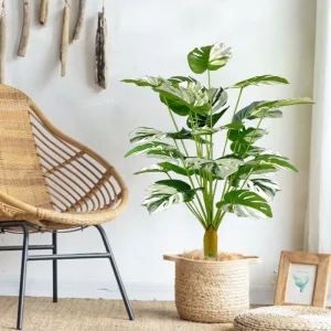 Grande plante verte et blanche artificielle