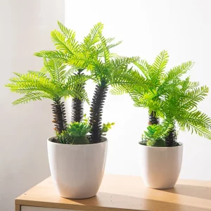 Petit palmier artificiel en pot
